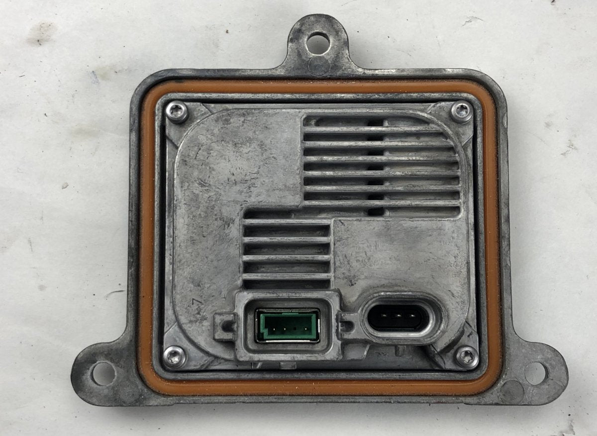 Xenon control unit left FORD FOCUS III (2010-2018)
