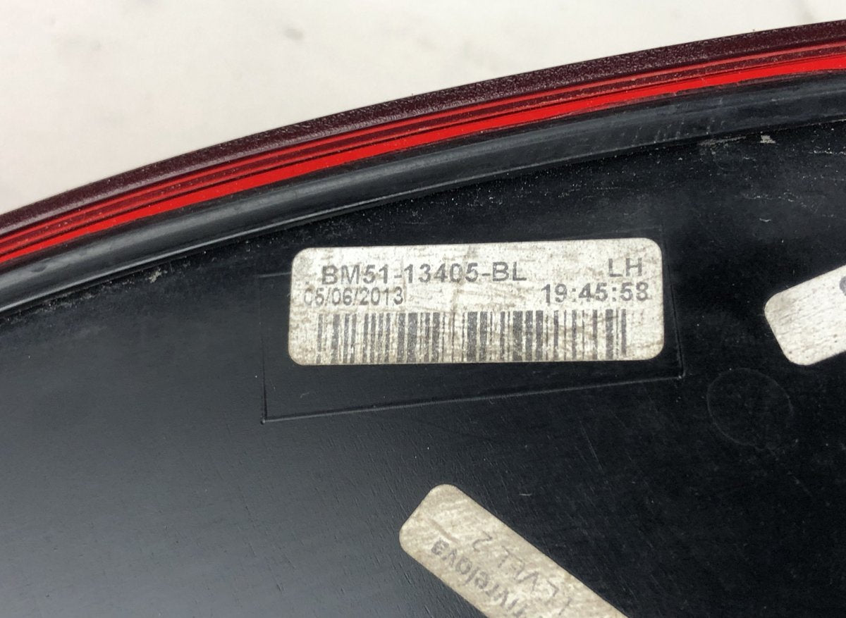 Tail light left FORD FOCUS III (2010-2018)