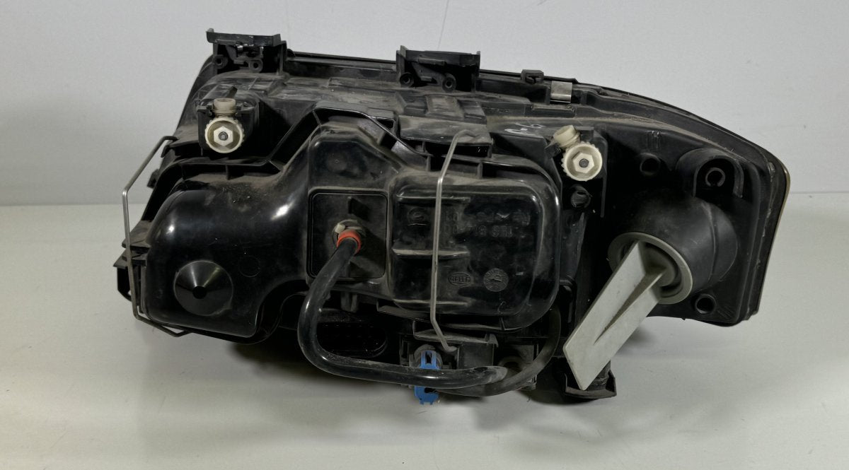 4B0941004BJ Headlight right AUDI A6 / A6 ALLROAD (C5) (1997-2005)