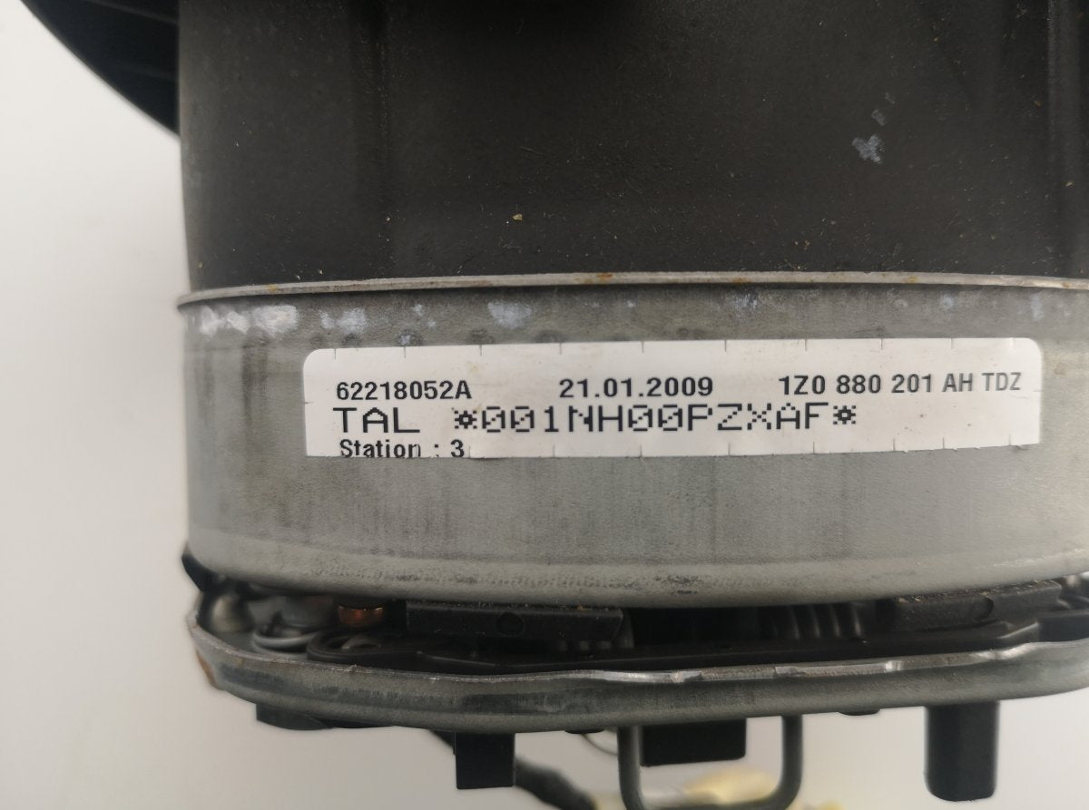 Steering Wheel Airbag SKODA OCTAVIA II (1Z) (2004-2013)