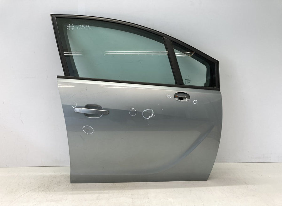 13309252 Door Front Right OPEL MERIVA B (2010-2017)