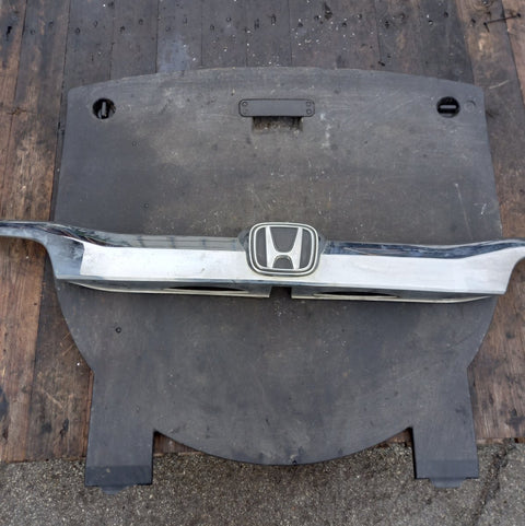 74890T1VR000 74890T1VE10 Bootlid / tailgate moulding HONDA CR-V IV (RM) (2012-2016)