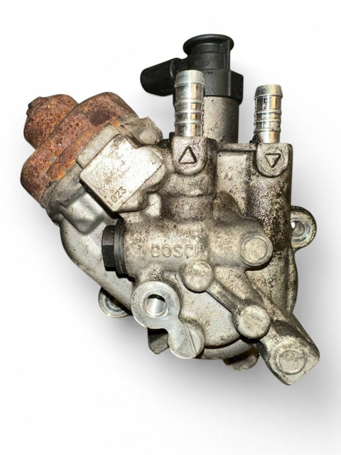 Fuel injection pump, diesel BMW 3 (E90, E91, E92, E93) (2005-2011)