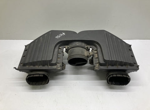 Air Cleaner (filter box) BMW X5 (E70) (2007-2013)
