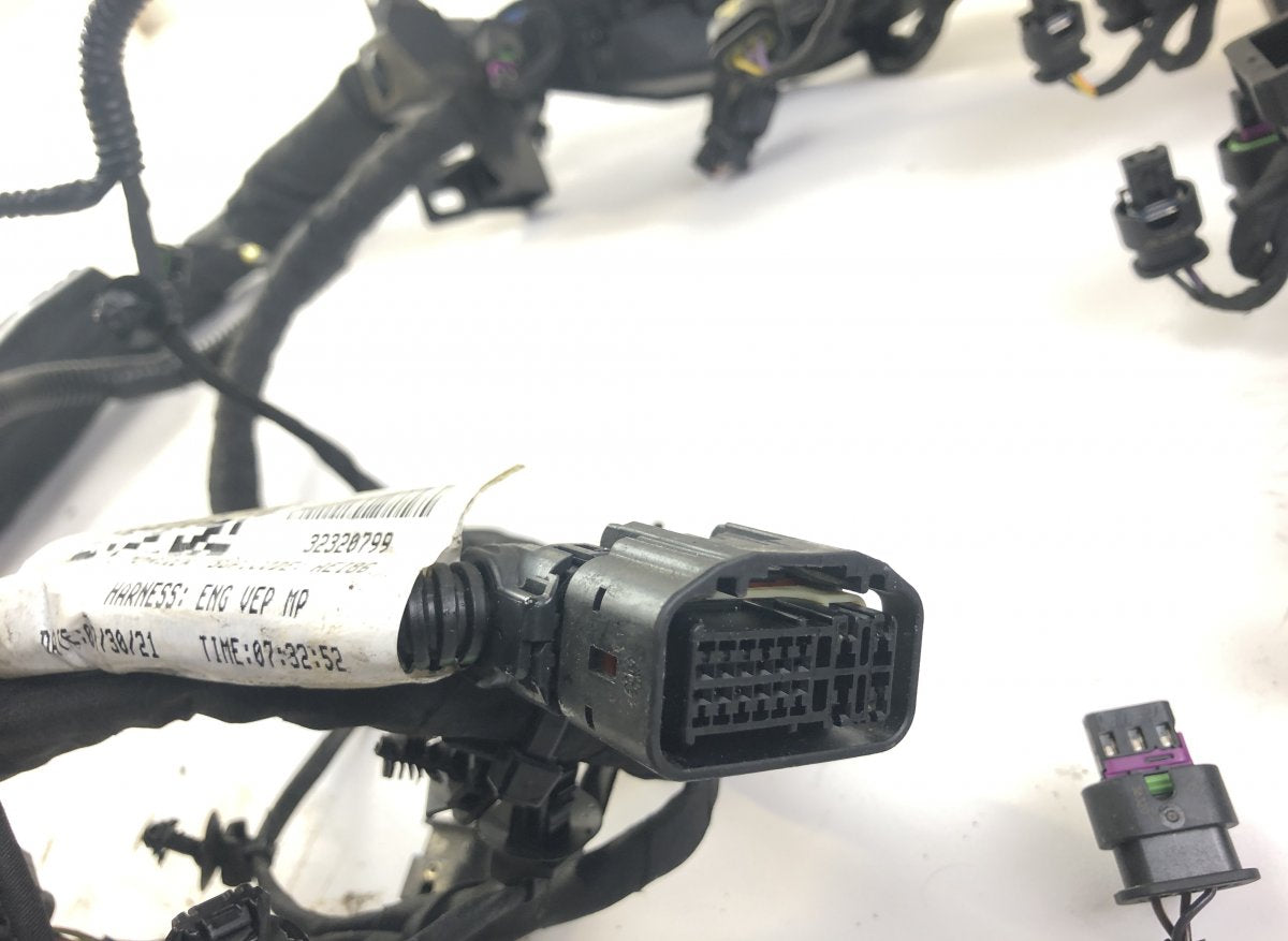 32320799 Engine wiring harness VOLVO V60 II / S60 III (224, 225, 227) (2018-)