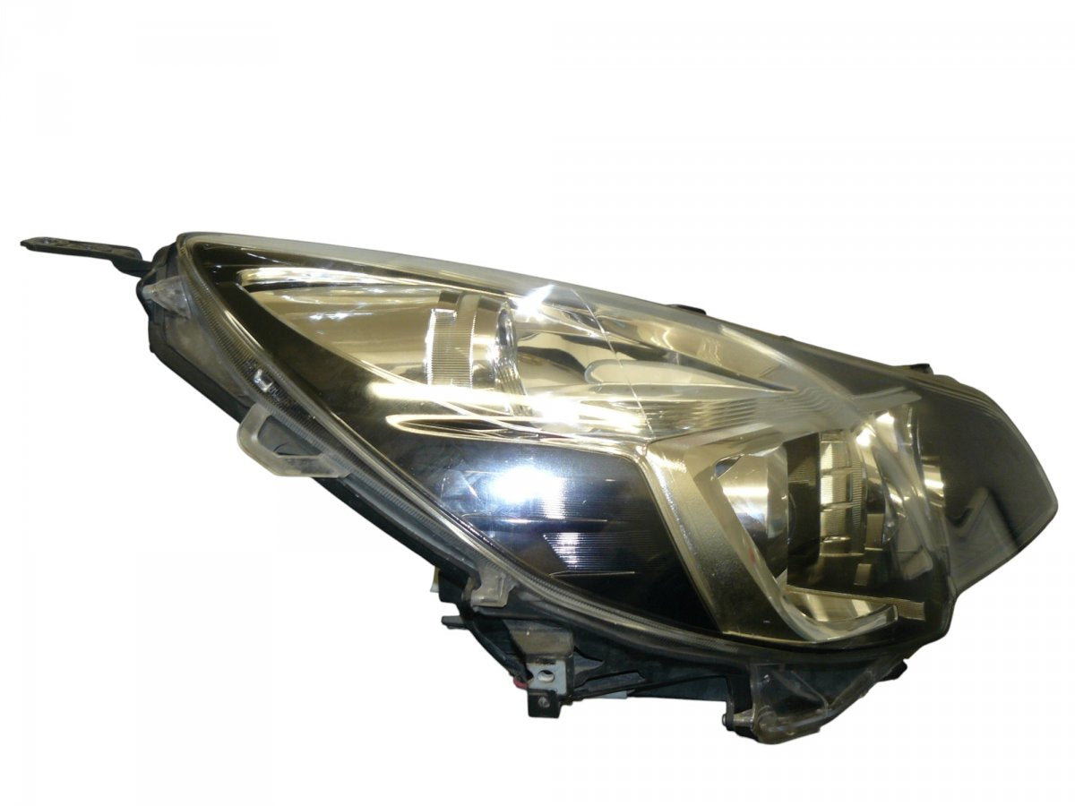 Headlight right SUBARU LEGACY V / Outback (2009-2014)