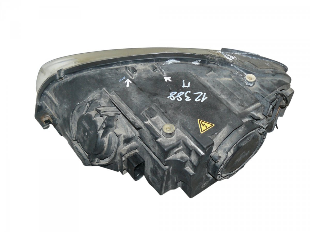 1305236055 Headlight right AUDI A4 (B7) (2004-2008)