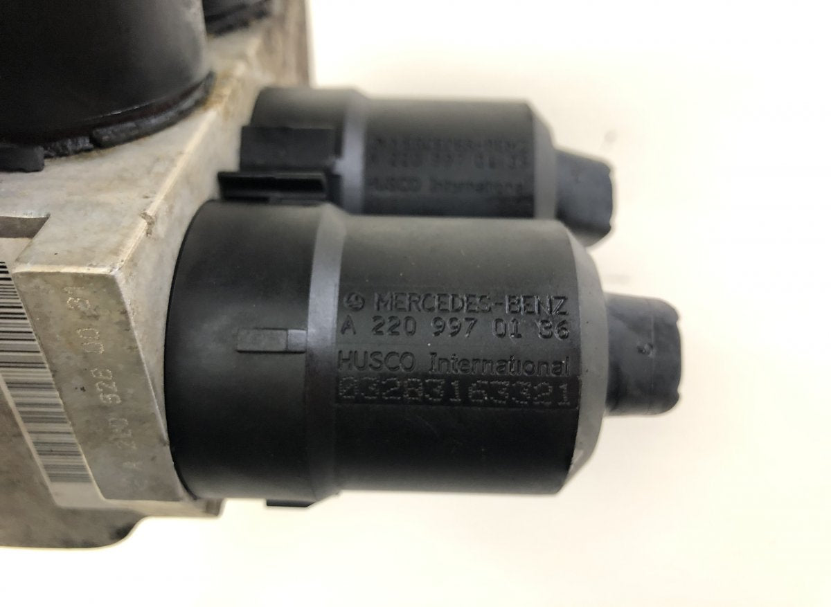 A2203200358 A2203201258 Air suspension / self-levelling suspension, other MERCEDES-BENZ SL-CLASS (R230) (2001-2012)