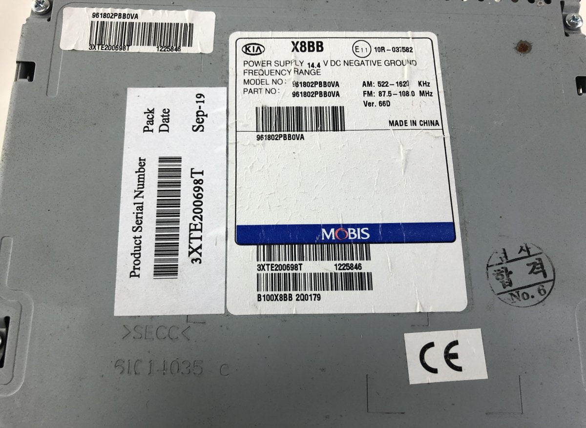 961802PBB0VA Radio KIA SORENTO II (XM) (2009-2015)