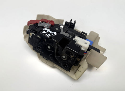 95553101502 Door Lock Front Left PORSCHE CAYENNE I (2002-2010)
