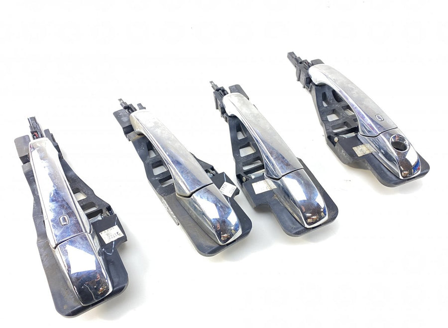 68083849AD 68083852AD 55113686AG 68078959AE Door handle exterior set JEEP GRAND CHEROKEE IV (WK, WK2) (2010-2021)