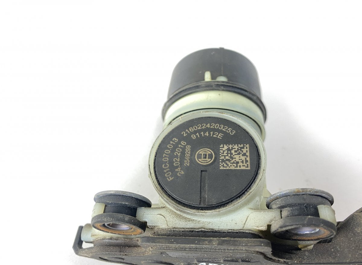 A0004700400 0004700400 AdBlue Pump MERCEDES-BENZ C-CLASS (W205) (2013-2021)