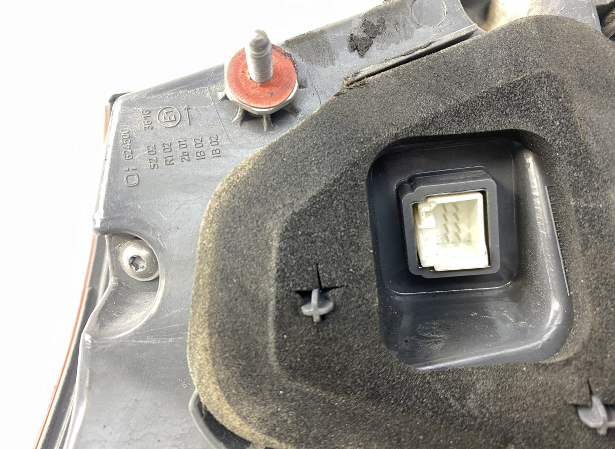 A2059065200 Tail light, right MERCEDES-BENZ C-CLASS (W205) (2013-2021)