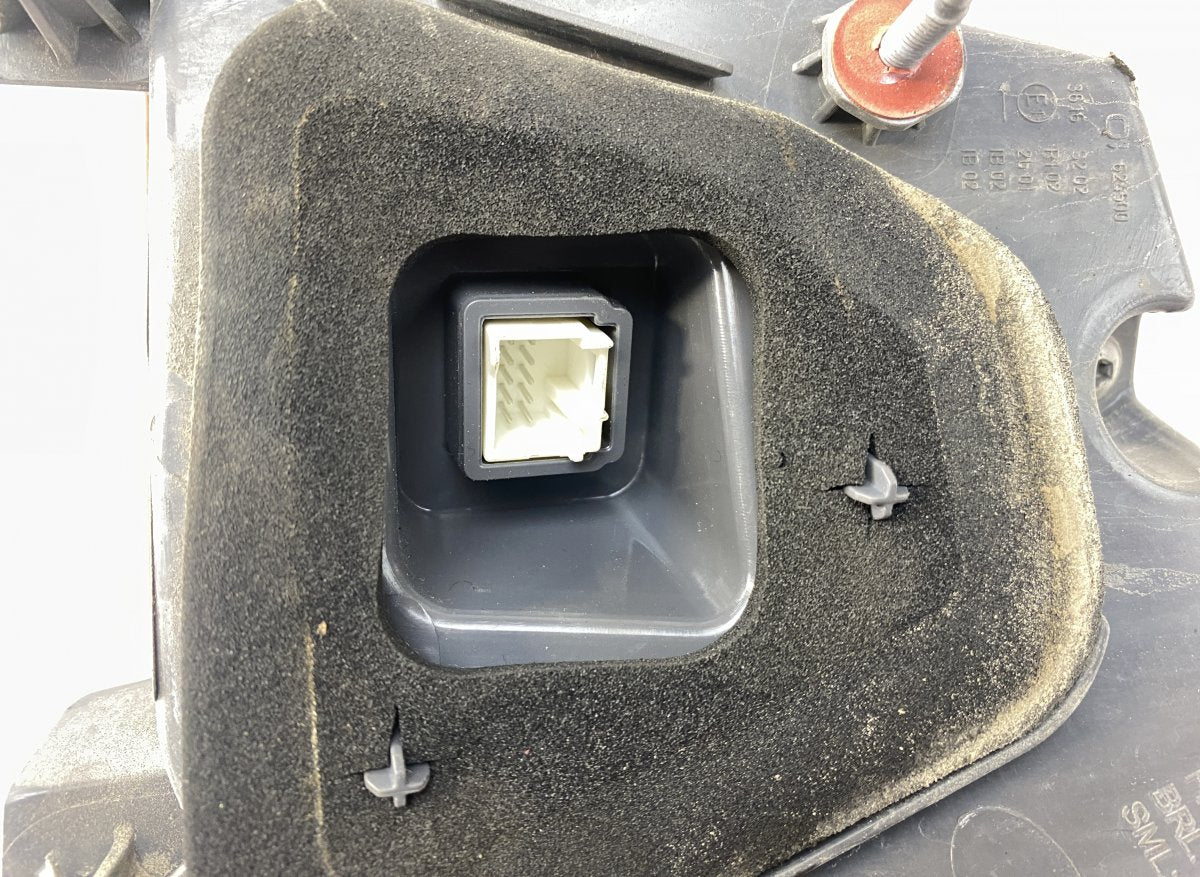 A2059065100 Tail light left MERCEDES-BENZ C-CLASS (W205) (2013-2021)