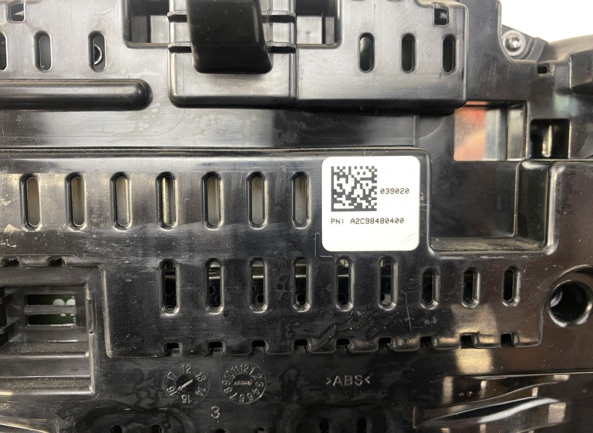A2C98480400 Instrument Cluster MERCEDES-BENZ C-CLASS (W205) (2013-2021)