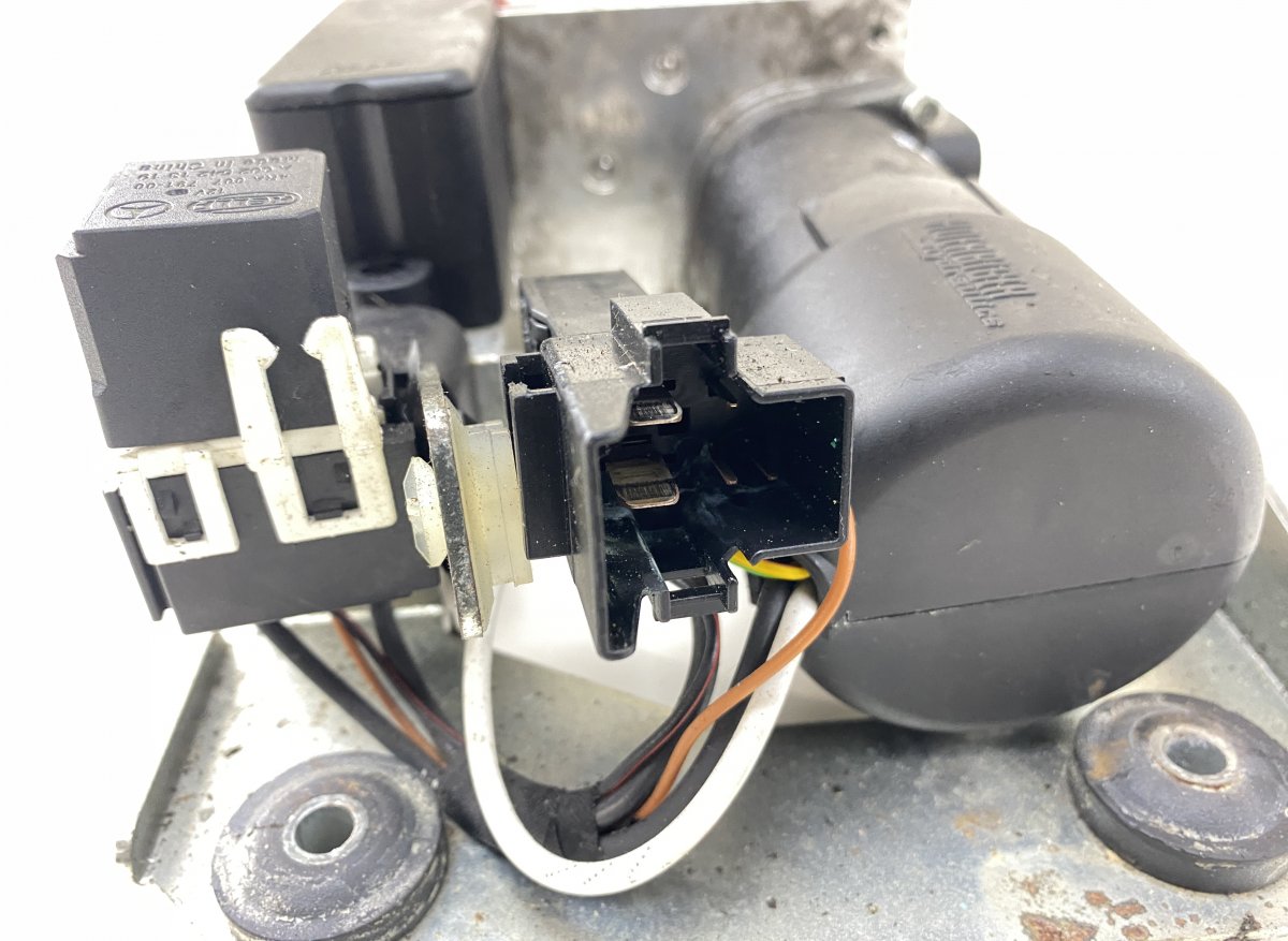 HB70058-002 HB70058002 Convertible Top motor MERCEDES-BENZ SL-CLASS (R230) (2001-2012)
