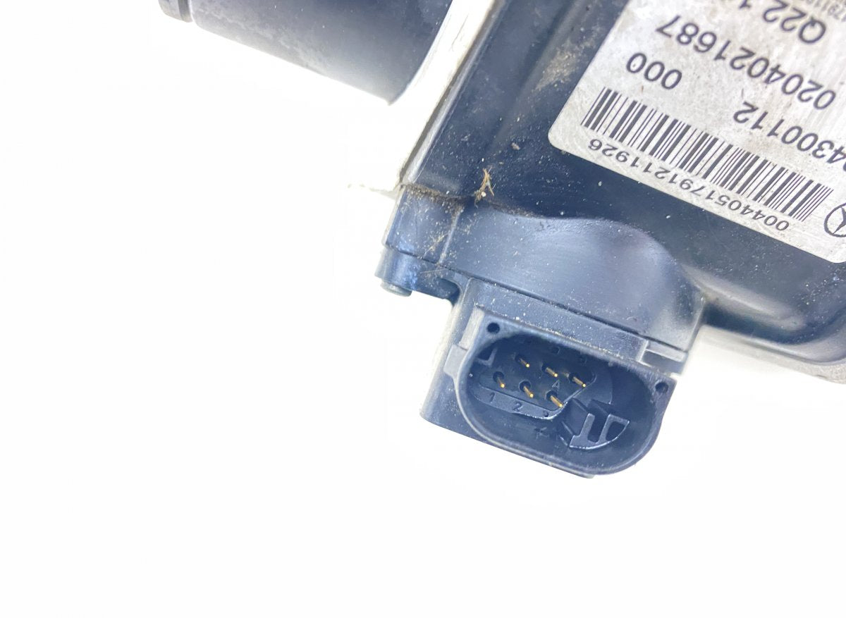 0204021687 0204024105 0204251302 Brake Master Cylinder MERCEDES-BENZ SL-CLASS (R230) (2001-2012)