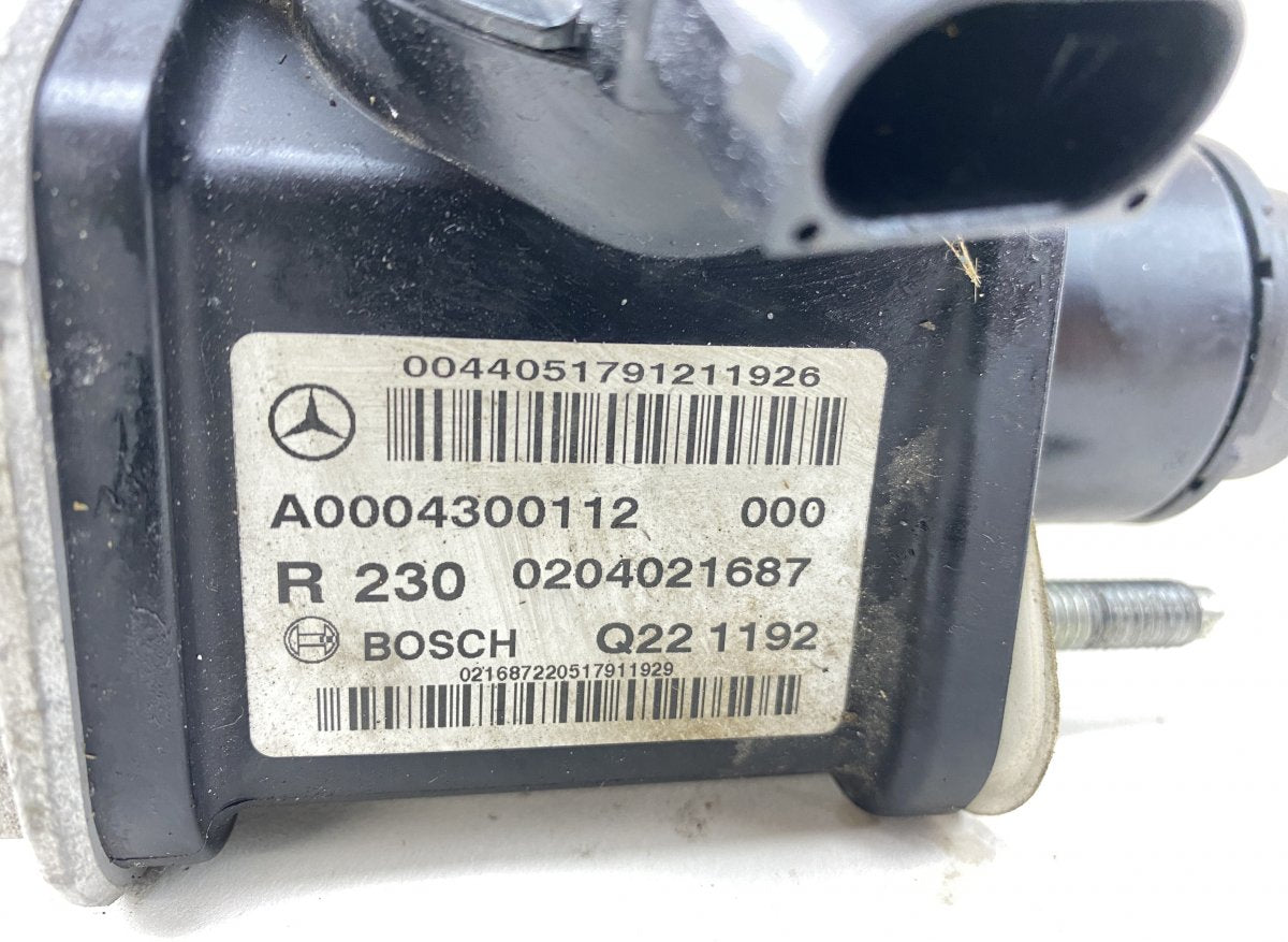 0204021687 0204024105 0204251302 Brake Master Cylinder MERCEDES-BENZ SL-CLASS (R230) (2001-2012)
