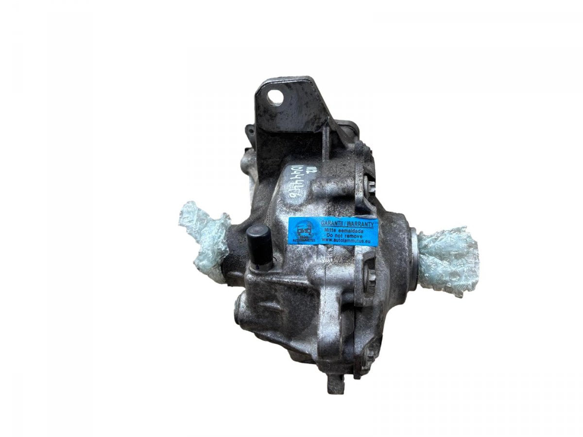 A2053304107 Front axle Differential MERCEDES-BENZ C-CLASS (W205) (2013-2021)