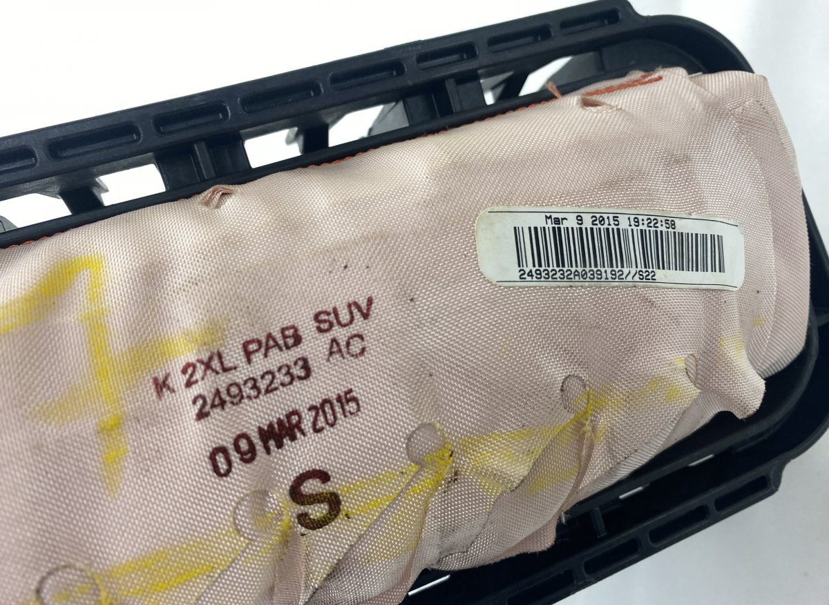 84249346 Passenger Airbag CADILLAC ESCALADE (2014-)