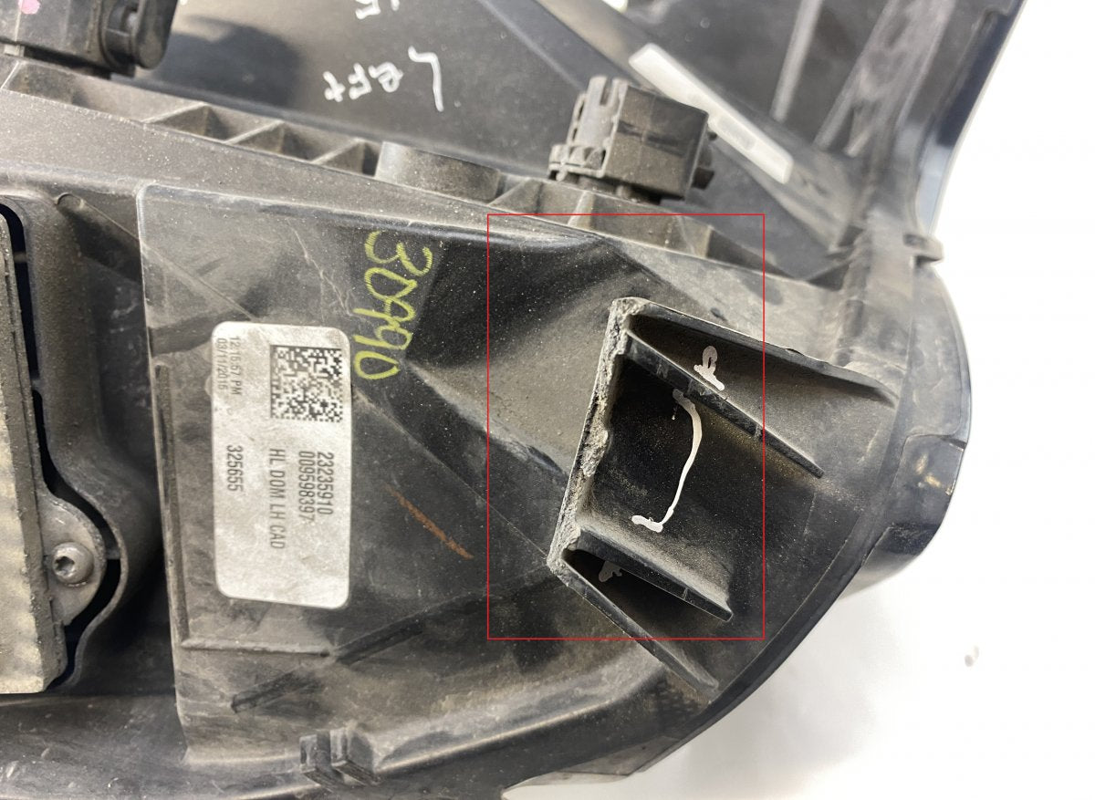 19434116 Headlight left CADILLAC ESCALADE (2014-)