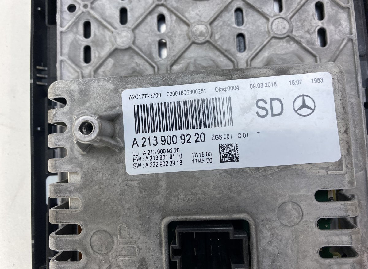 A2139009220 Dash screen MERCEDES-BENZ E-CLASS (W213) (2016-2023)