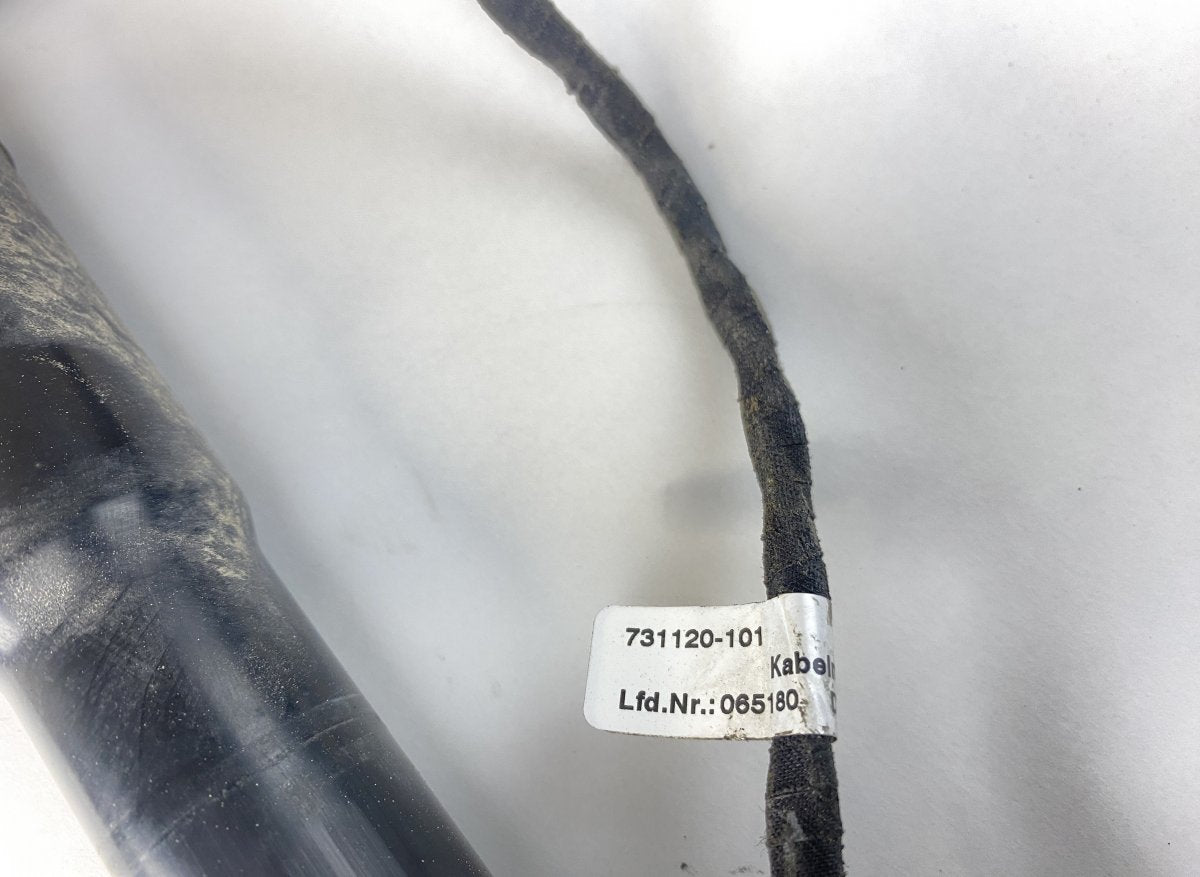 958827851A Bootlid / tailgate strut set PORSCHE CAYENNE II (2010-2017)