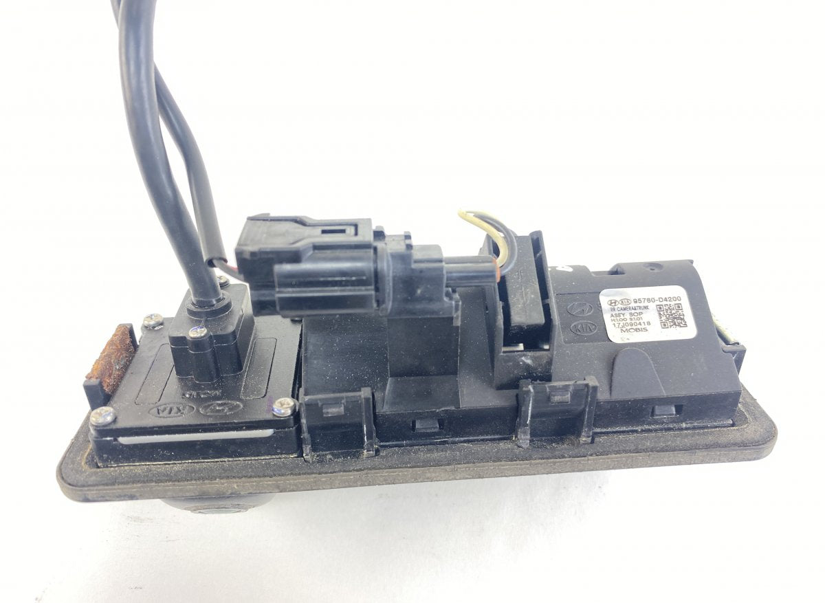95760D4200 Reverse camera KIA OPTIMA IV (JF) (2015-2020)
