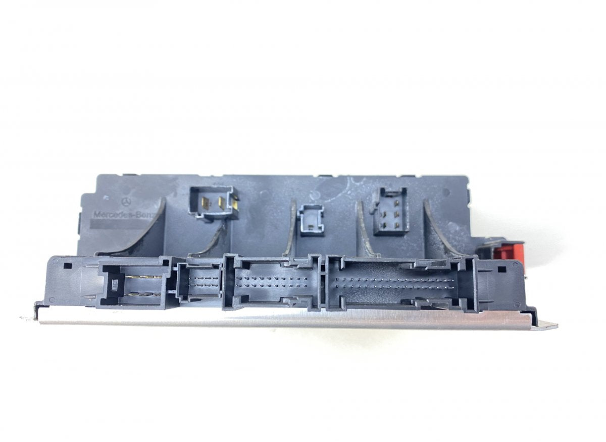 05045117 Fuse box MERCEDES-BENZ SL-CLASS (R230) (2001-2012)