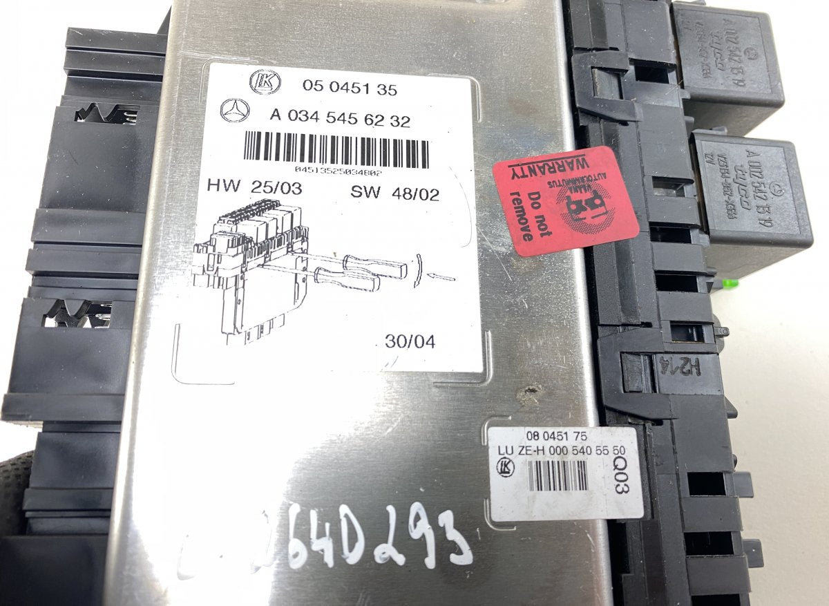 05045139 05045135 05045131 Fuse box MERCEDES-BENZ SL-CLASS (R230) (2001-2012)