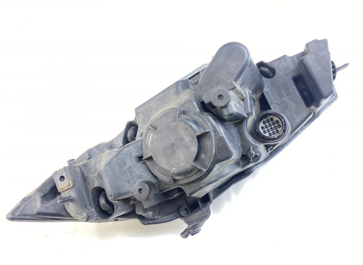 C2Z31443 Headlight right JAGUAR XF (X250, CC9) (2008-2015)