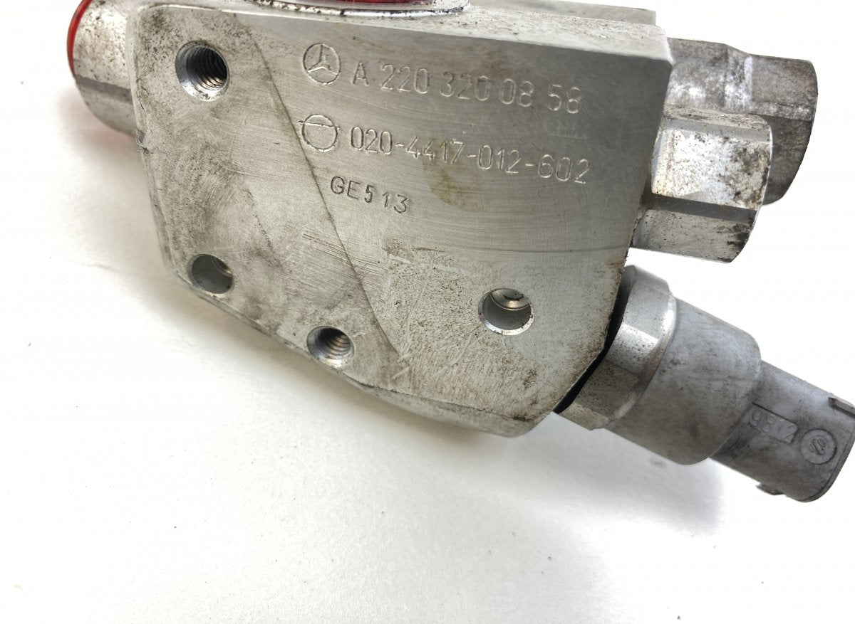 A2203200858 A0035422018 Air suspension valve block MERCEDES-BENZ SL-CLASS (R230) (2001-2012)