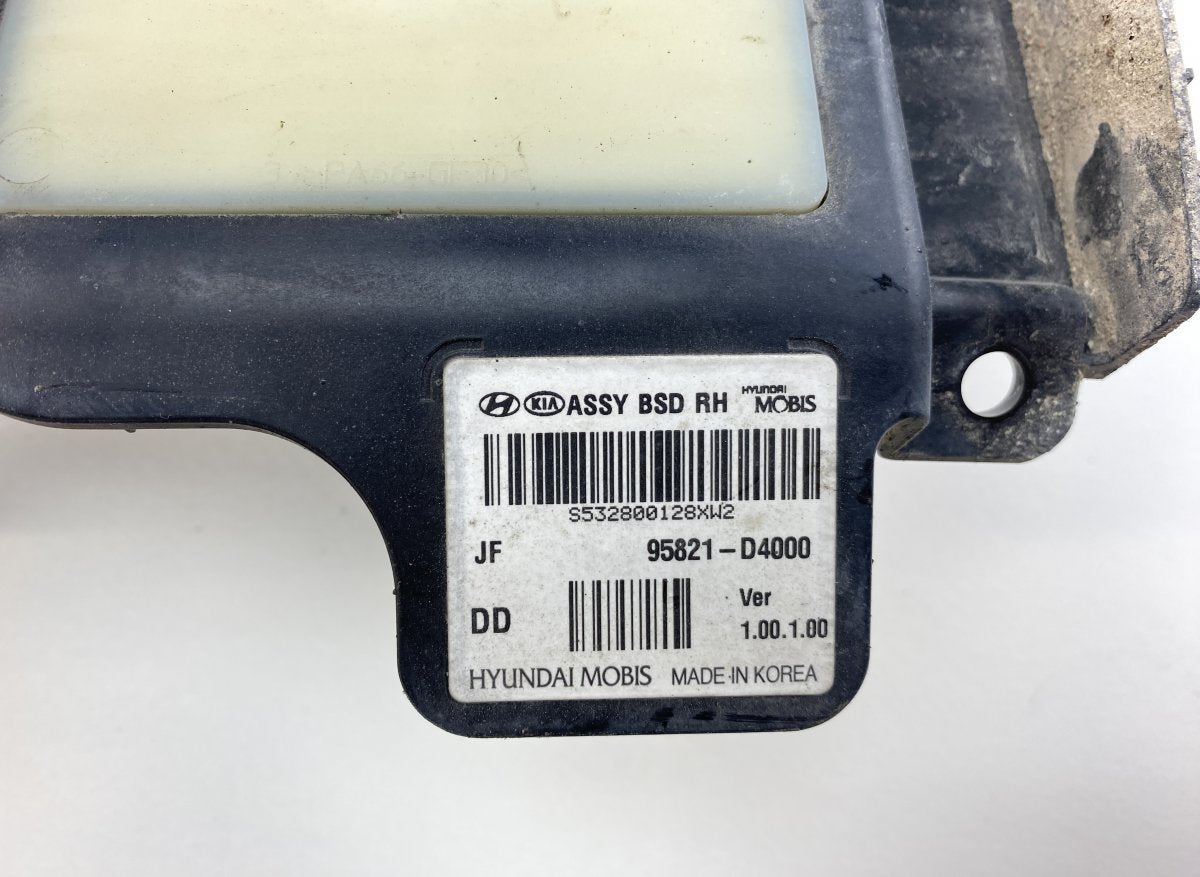 95821D4000 BLIND SPOT radar sensor KIA OPTIMA IV (JF) (2015-2020)