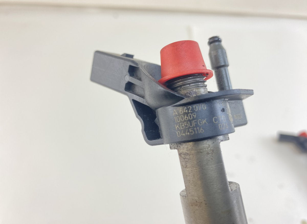 0445116025 0445116026 0986435404 Fuel injector set MERCEDES-BENZ E-CLASS (W212) (2009-2016)