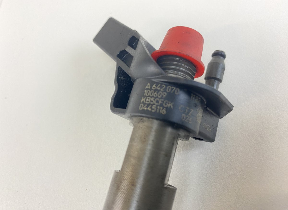 0445116025 0445116026 0986435404 Fuel injector set MERCEDES-BENZ E-CLASS (W212) (2009-2016)