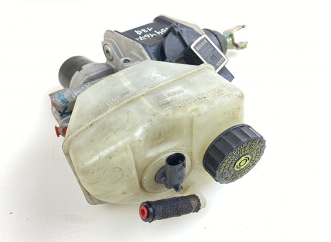 0204021687 0204024105 0204251302 Brake Master Cylinder MERCEDES-BENZ SL-CLASS (R230) (2001-2012)