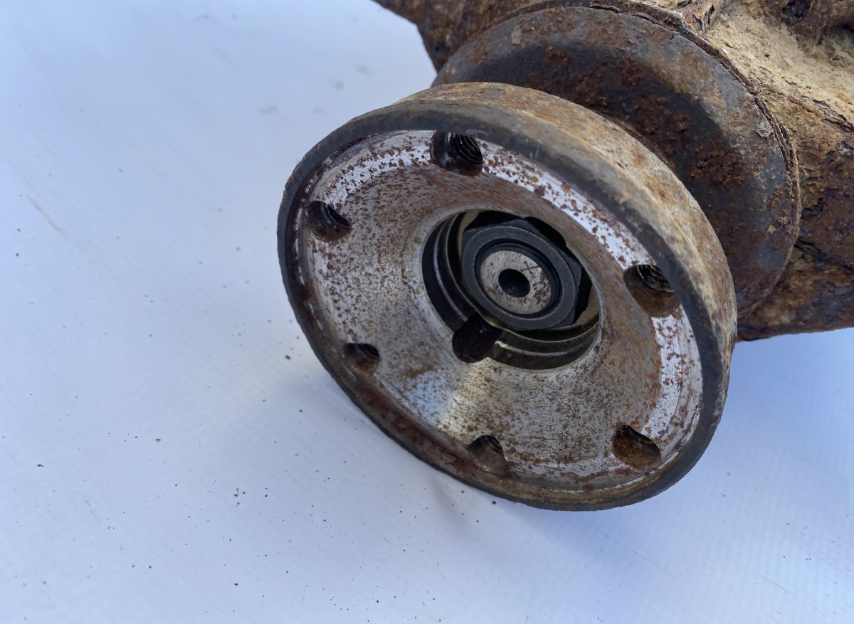 Rear axle differential BMW 7 (E65, E66) (2001-2009)
