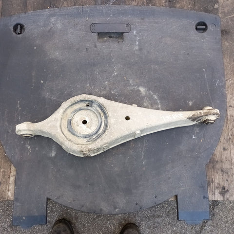 Rear Axle Track Control Arm lower Right VOLVO XC70 II (2007-2016)
