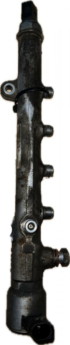 A6510700495 A6510700700 Fuel Distributor / fuel rail MERCEDES-BENZ VITO / VIANO (W639) (2003-2014)