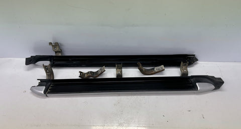 Foot / side step right ISUZU D-MAX II (RT) (2012-2019)
