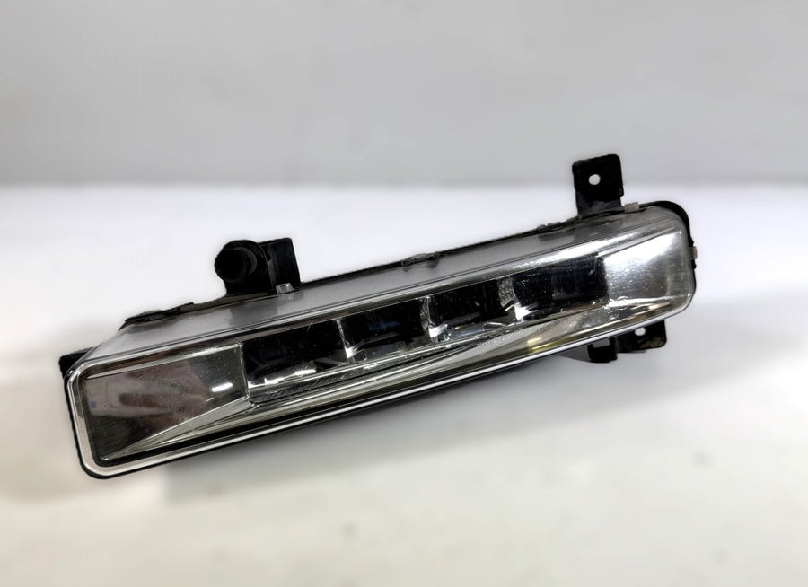 89250241 Position Light front right BMW 5 (G30, G31) (2016-2024)