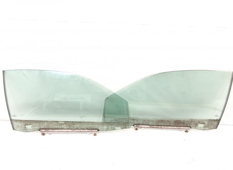 A2087200718 A2087200818 Door window glass front left MERCEDES-BENZ CLK (C208) (1997-2002)