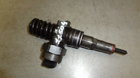Fuel Injector VW PASSAT B5 (3B2) (1996-2000)