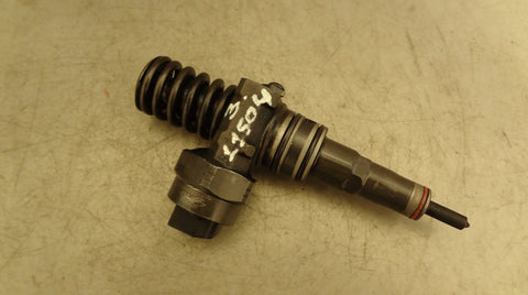 Fuel Injector VW PASSAT B5 (3B2) (1996-2000)