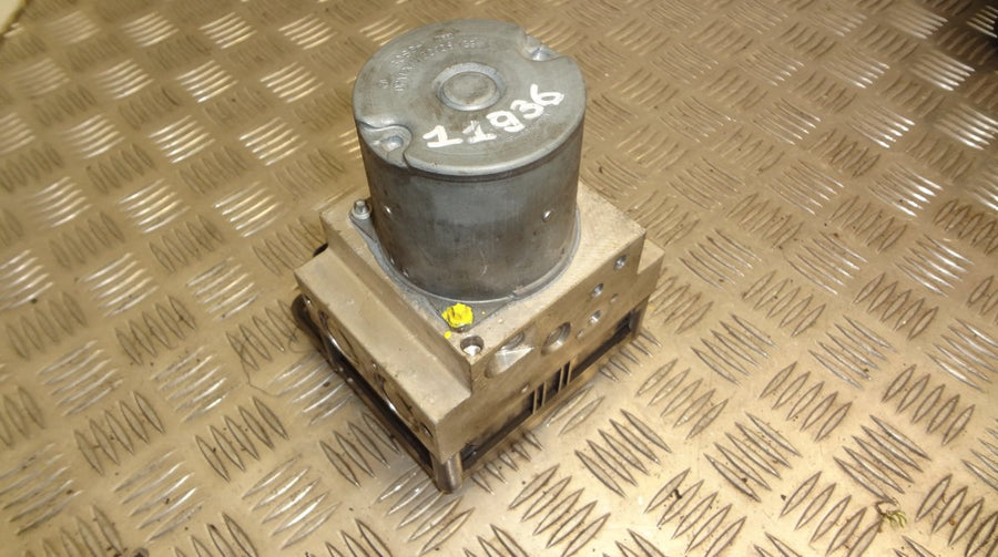 0265250375 ABS hydraulic unit / pump BMW 5 (F10, F11) (2010-2017)