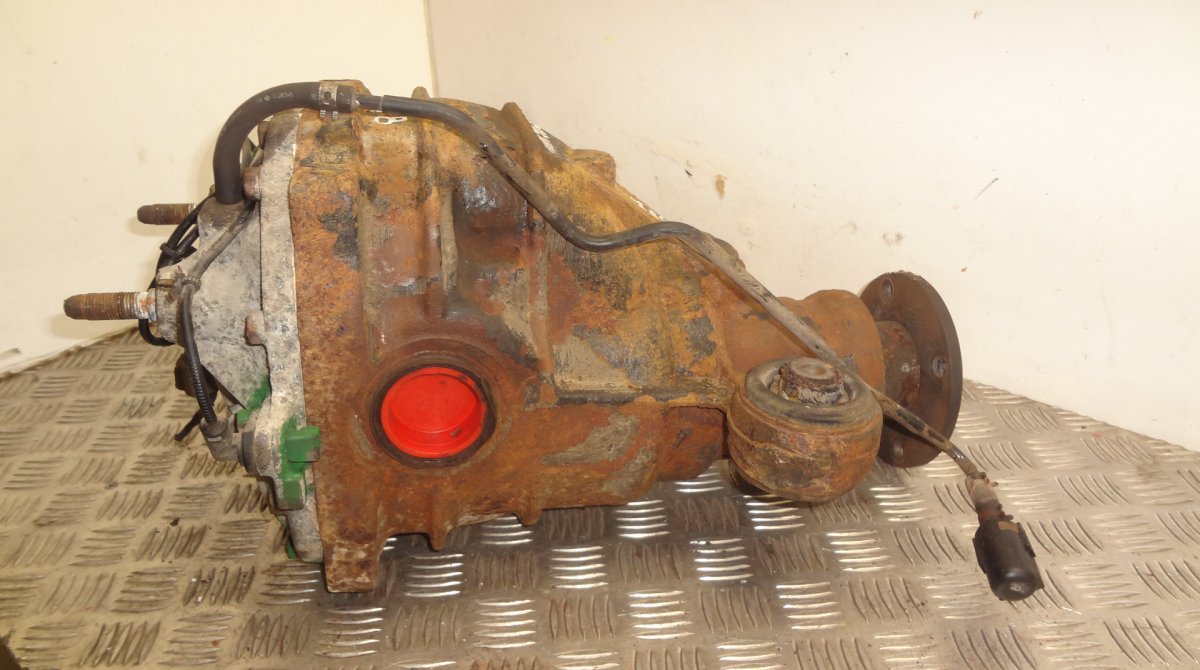 38311EB300 Rear axle differential NISSAN PATHFINDER III (R51) (2005-2012)
