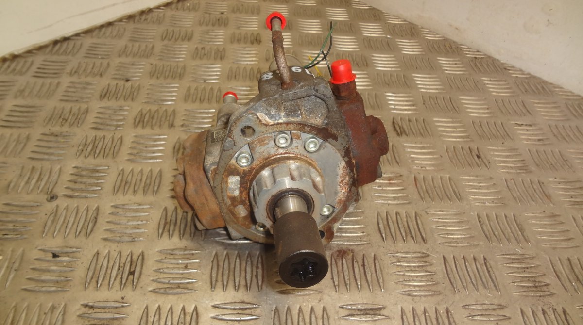 HU294000-0371 Fuel injection pump, diesel NISSAN PATHFINDER III (R51) (2005-2012)