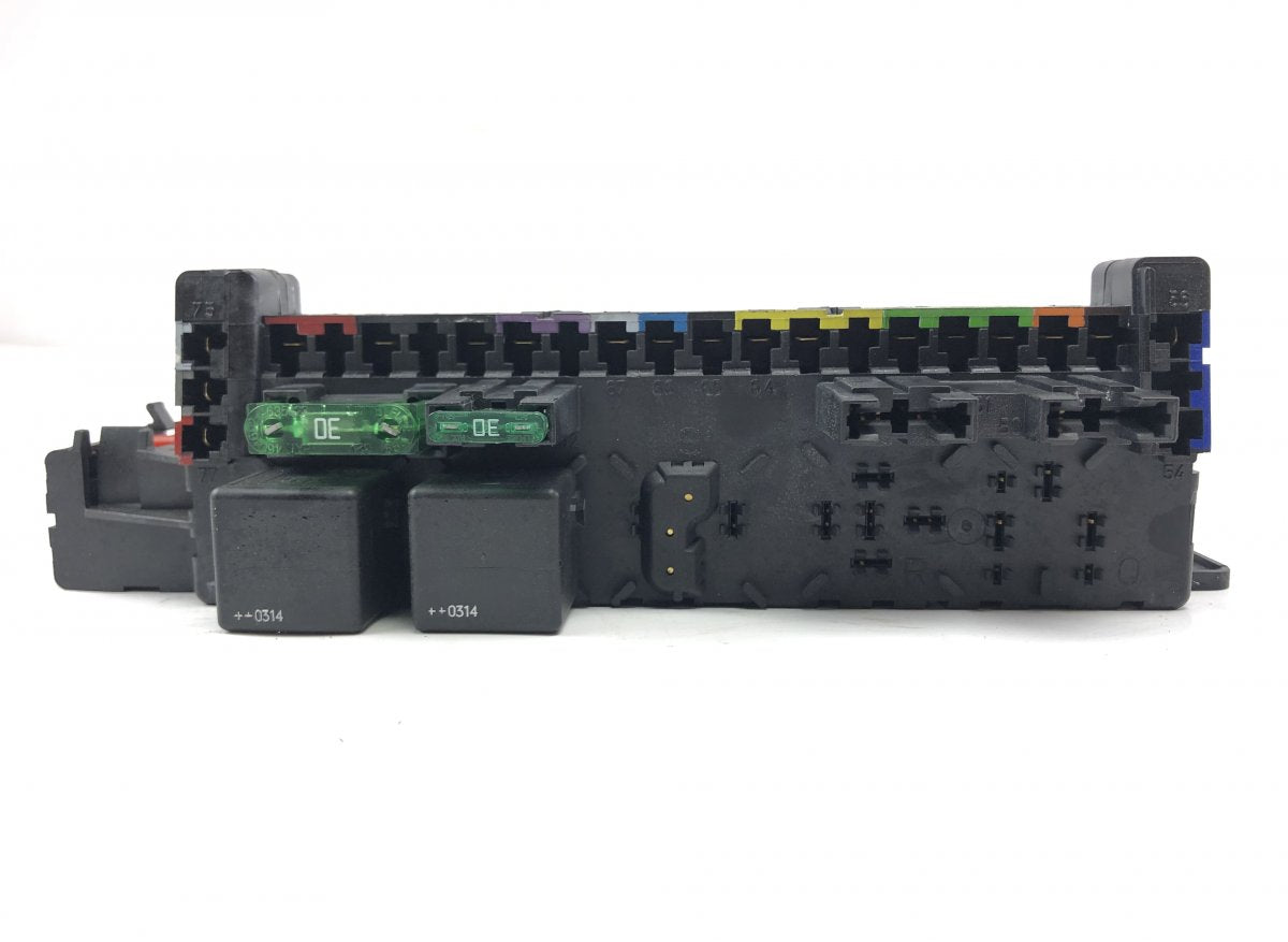 05045139 05045135 05045131 Fuse box MERCEDES-BENZ SL-CLASS (R230) (2001-2012)
