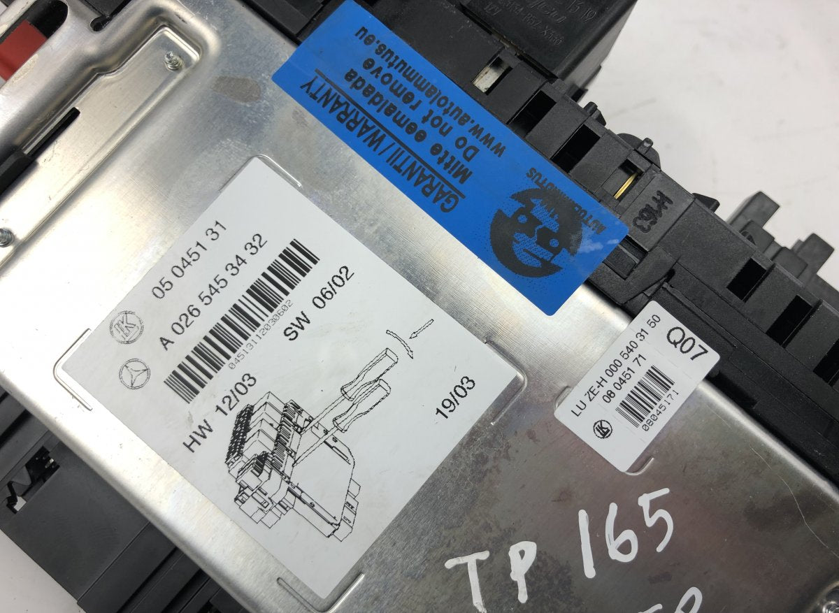 05045139 05045135 05045131 Fuse box MERCEDES-BENZ SL-CLASS (R230) (2001-2012)
