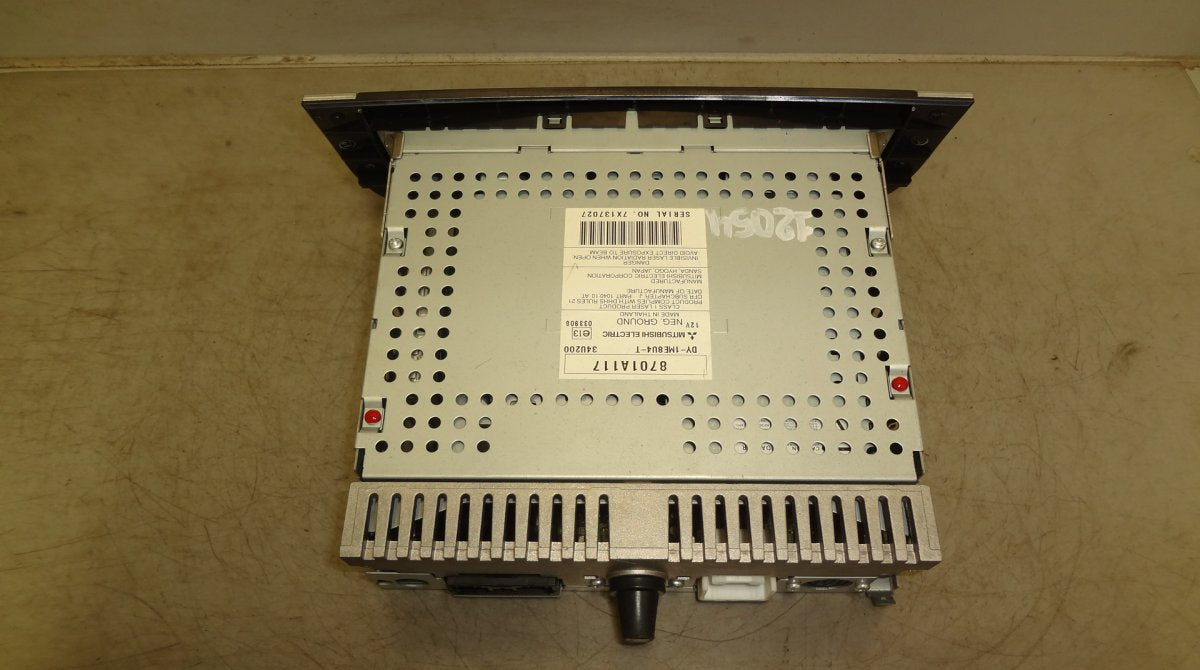 DY1ME8U4T Radio MITSUBISHI GRANDIS II (NA_W) (2003-2011)